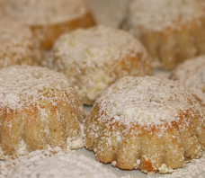 Maamoul Cookies With Pistachio and Walnuts – Mamoul bi Joz w Fustuk