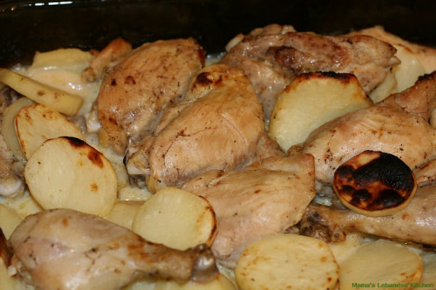 Baked Garlic Chicken with Potatoes